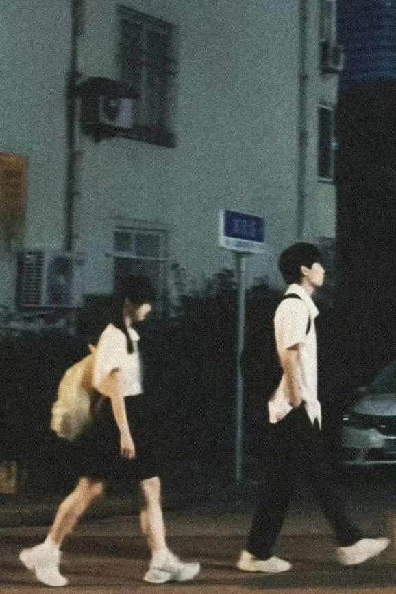 [Truyện Chữ] - Chó Dữ Và Thư Tình